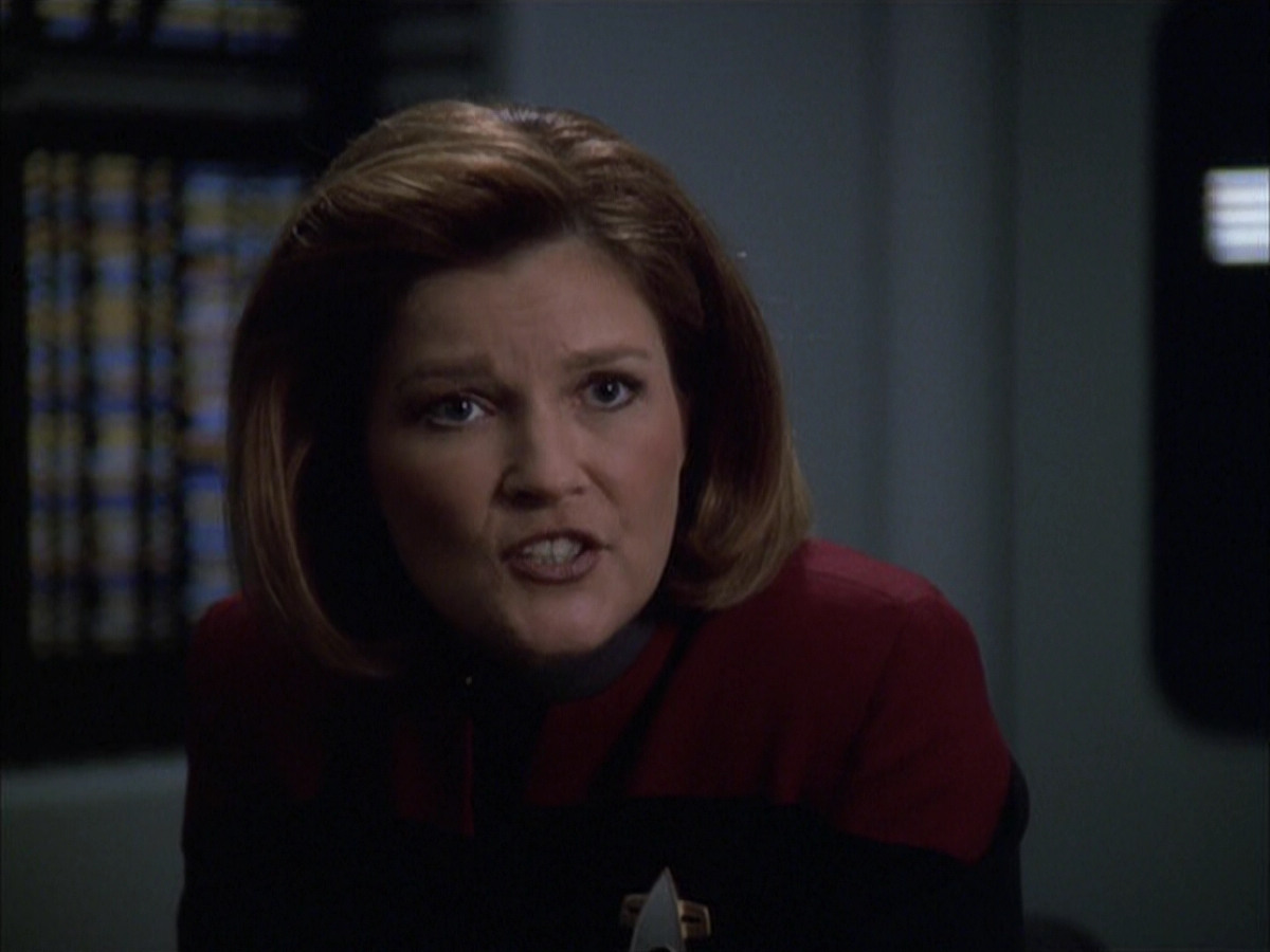 extant_StarTrek_VOY_6x03-BargeOfTheDead_02222.jpg