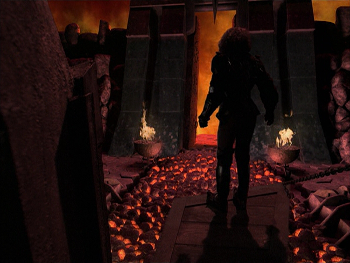 extant_StarTrek_VOY_6x03-BargeOfTheDead_03084.jpg