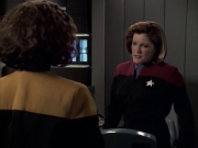 Filename=extant_StarTrek_VOY_6x03-BargeOfTheDead_00091.jpg
Filesize=147KiB
Dimensions=1200x900
Date added=Dec 27, 2019 extant_StarTrek_VOY_6x03-BargeOfTheDead_00091.jpg