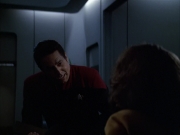 Filename=extant_StarTrek_VOY_6x03-BargeOfTheDead_00159.jpg
Filesize=118KiB
Dimensions=1200x900
Date added=Dec 27, 2019 extant_StarTrek_VOY_6x03-BargeOfTheDead_00159.jpg