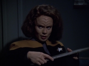 extant_StarTrek_VOY_6x03-BargeOfTheDead_00210.jpg
