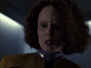 extant_StarTrek_VOY_6x03-BargeOfTheDead_00297.jpg