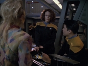 extant_StarTrek_VOY_6x03-BargeOfTheDead_00546.jpg