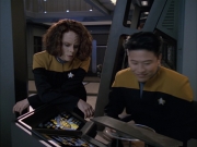 extant_StarTrek_VOY_6x03-BargeOfTheDead_00618.jpg