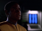extant_StarTrek_VOY_6x03-BargeOfTheDead_00638.jpg