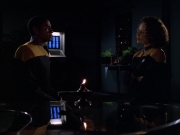 extant_StarTrek_VOY_6x03-BargeOfTheDead_00661.jpg