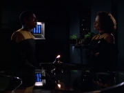 extant_StarTrek_VOY_6x03-BargeOfTheDead_00674.jpg
