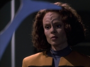 extant_StarTrek_VOY_6x03-BargeOfTheDead_00774.jpg