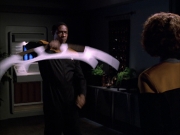 extant_StarTrek_VOY_6x03-BargeOfTheDead_00780.jpg