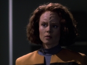 extant_StarTrek_VOY_6x03-BargeOfTheDead_00792.jpg