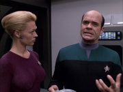extant_StarTrek_VOY_6x03-BargeOfTheDead_00859.jpg