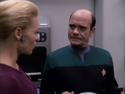 extant_StarTrek_VOY_6x03-BargeOfTheDead_00866.jpg