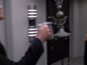 extant_StarTrek_VOY_6x03-BargeOfTheDead_00871.jpg