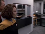 extant_StarTrek_VOY_6x03-BargeOfTheDead_00875.jpg