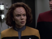 extant_StarTrek_VOY_6x03-BargeOfTheDead_00883.jpg