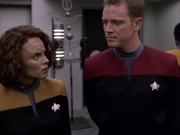 extant_StarTrek_VOY_6x03-BargeOfTheDead_00890.jpg