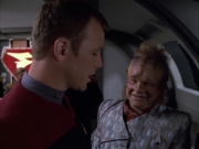extant_StarTrek_VOY_6x03-BargeOfTheDead_00943.jpg