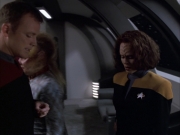 extant_StarTrek_VOY_6x03-BargeOfTheDead_00959.jpg
