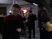 extant_StarTrek_VOY_6x03-BargeOfTheDead_00962.jpg