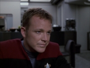 extant_StarTrek_VOY_6x03-BargeOfTheDead_01046.jpg