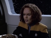 extant_StarTrek_VOY_6x03-BargeOfTheDead_01053.jpg