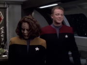 extant_StarTrek_VOY_6x03-BargeOfTheDead_01070.jpg