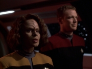 extant_StarTrek_VOY_6x03-BargeOfTheDead_01094.jpg