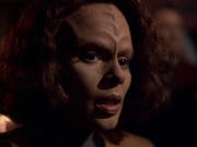 extant_StarTrek_VOY_6x03-BargeOfTheDead_01127.jpg