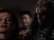 extant_StarTrek_VOY_6x03-BargeOfTheDead_01143.jpg