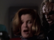 extant_StarTrek_VOY_6x03-BargeOfTheDead_01149.jpg