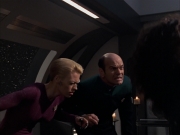 extant_StarTrek_VOY_6x03-BargeOfTheDead_01152.jpg