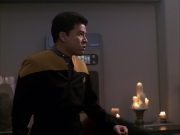 extant_StarTrek_VOY_6x03-BargeOfTheDead_01160.jpg