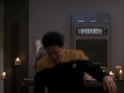 extant_StarTrek_VOY_6x03-BargeOfTheDead_01164.jpg
