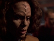 extant_StarTrek_VOY_6x03-BargeOfTheDead_01165.jpg
