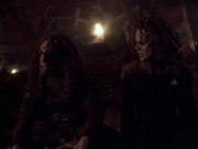 extant_StarTrek_VOY_6x03-BargeOfTheDead_01297.jpg