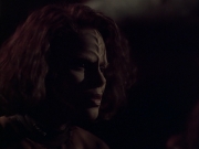extant_StarTrek_VOY_6x03-BargeOfTheDead_01336.jpg