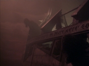 extant_StarTrek_VOY_6x03-BargeOfTheDead_01405.jpg