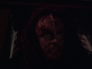 extant_StarTrek_VOY_6x03-BargeOfTheDead_01431.jpg