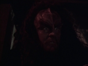 extant_StarTrek_VOY_6x03-BargeOfTheDead_01432.jpg
