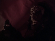 extant_StarTrek_VOY_6x03-BargeOfTheDead_01471.jpg
