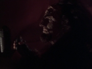 extant_StarTrek_VOY_6x03-BargeOfTheDead_01485.jpg