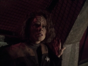 extant_StarTrek_VOY_6x03-BargeOfTheDead_01505.jpg