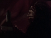 extant_StarTrek_VOY_6x03-BargeOfTheDead_01509.jpg