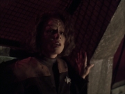 extant_StarTrek_VOY_6x03-BargeOfTheDead_01514.jpg