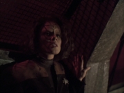 extant_StarTrek_VOY_6x03-BargeOfTheDead_01515.jpg