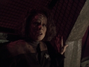 extant_StarTrek_VOY_6x03-BargeOfTheDead_01529.jpg