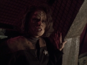 extant_StarTrek_VOY_6x03-BargeOfTheDead_01530.jpg