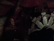extant_StarTrek_VOY_6x03-BargeOfTheDead_01602.jpg