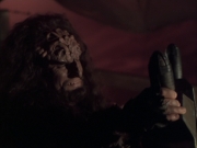 extant_StarTrek_VOY_6x03-BargeOfTheDead_01627.jpg