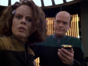 extant_StarTrek_VOY_6x03-BargeOfTheDead_01654.jpg